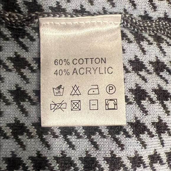 Dorothy skirt gray/light blue houndstooth. 2X - Picture 4 of 4